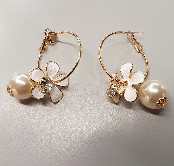 Pearl & White Blossom Earrings