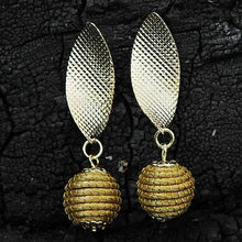 Gold Accent Golden Grass Bracelet and Earrings 'Grassy Helix'