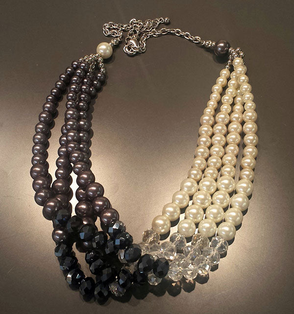 'Modern Fashion' Pearl & Transparent Bead Necklace