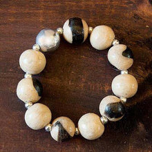 ‘Azacualpa Ivory’ Ceramic Stretch Bracelet