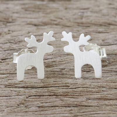 Lovely Reindeer Earrings