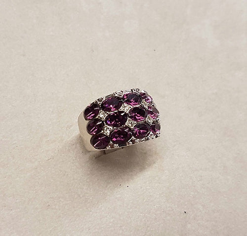 'Violet Radiance' Fashion Ring